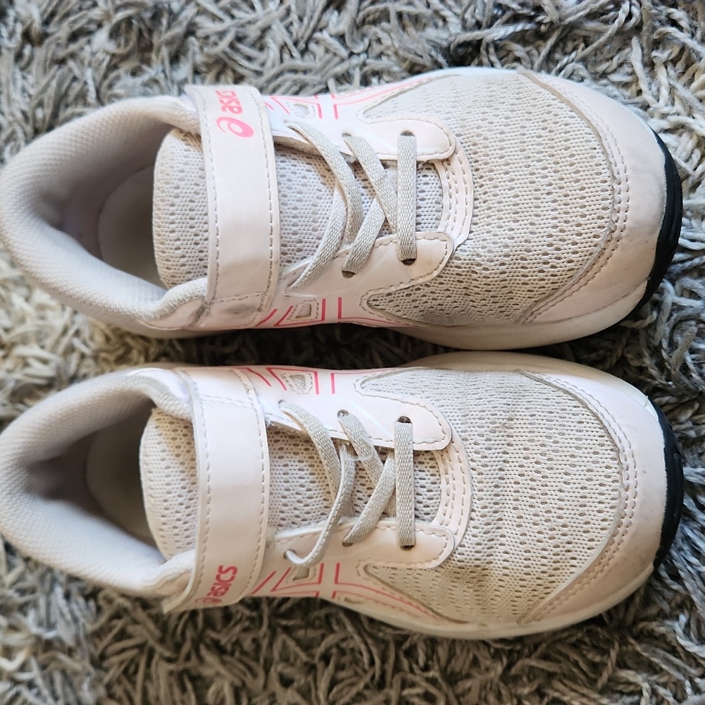 Asics Contend 9 PS GUC - Picture 2 of 7